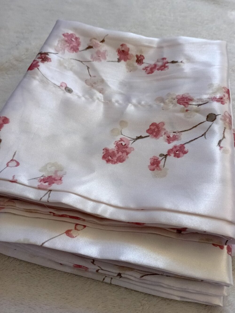 Pair Of Satin Pillowcases With Delicate Floral Print
